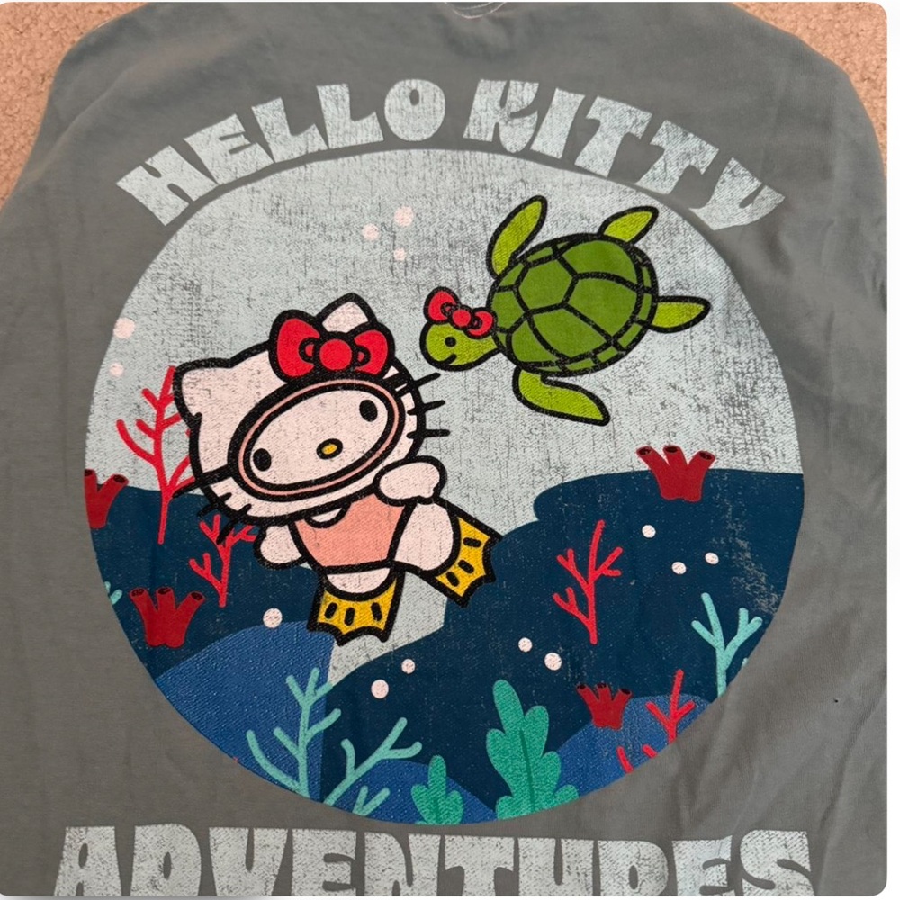 Hello Kitty Shirt - Picture 3 of 3